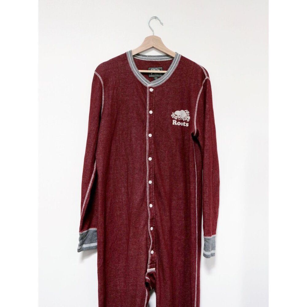 Unisex Size Medium Red Waffle Knit One Piece by Roots Canada